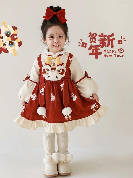 Conjuntos de roupas Qiu Dormon Girl Cute Dragon Baby Ano Vestido 2024 Inverno Crianças Quentes Estilo Chinês