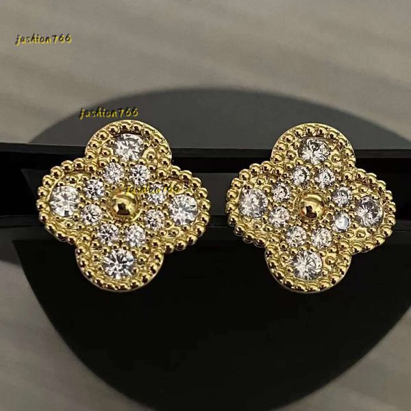 Stud Clover Designer Earrings 18K Gold Full Diamond Stud Earrings For Womens Black Agate Red Chalcedony Ear Jewelry Gift 2024 Designer Earrings Luxury Earrings
