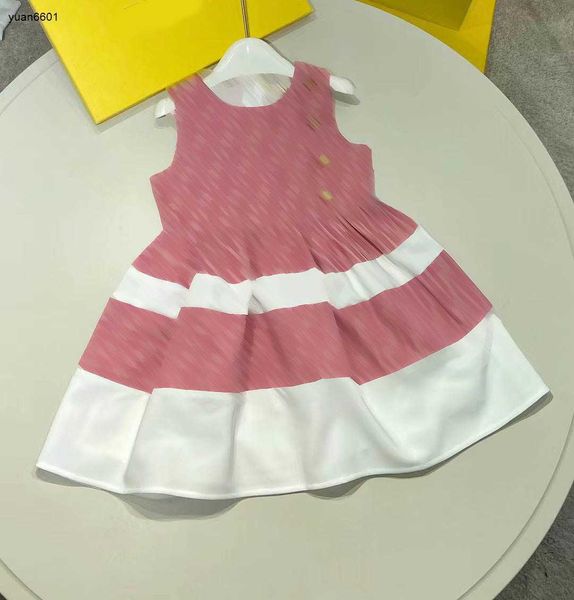 Beliebtes Mädchen, kurzes Kleid, ärmelloses Design, Kinderrock, Größe 110–160, mehrfarbige Spleiß-Babykleidung, Goldknöpfe, Kinderkleid, 20. Januar