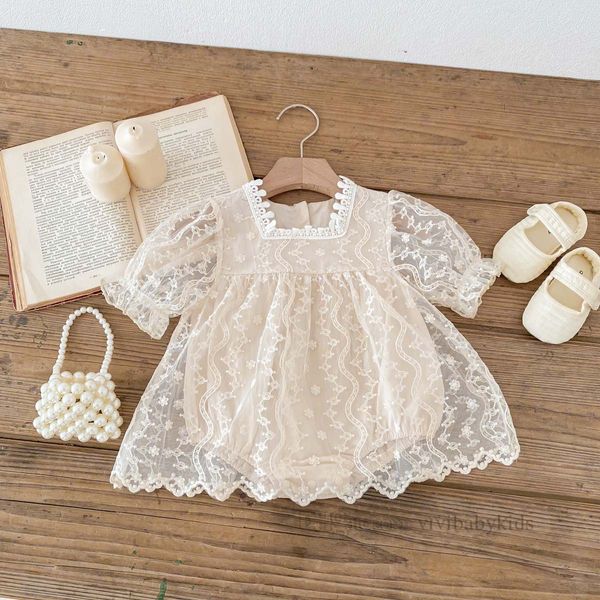 INS Sommer Baby Mädchen Spitze Stickerei Strampler Kleid Kleinkind Kinder Quadrat Kragen Puff Ärmel Overalls Neugeborenes Kind 1. Geburtstag Party Kleidung Z6844