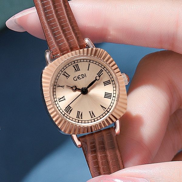 Mulheres Assista Edição Limitada Modem relógios de alta qualidade designer de luxo Quartz-Battery Pequeno prato quadrado 35mm Relógios montre de luxe presentes A3