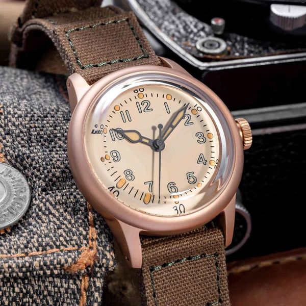 Relógios de pulso CuSn8 Tin Bronze Relógio 36mm Diâmetro Segunda Guerra Mundial Militar Retro Tendência Masculino NH35 Movimento