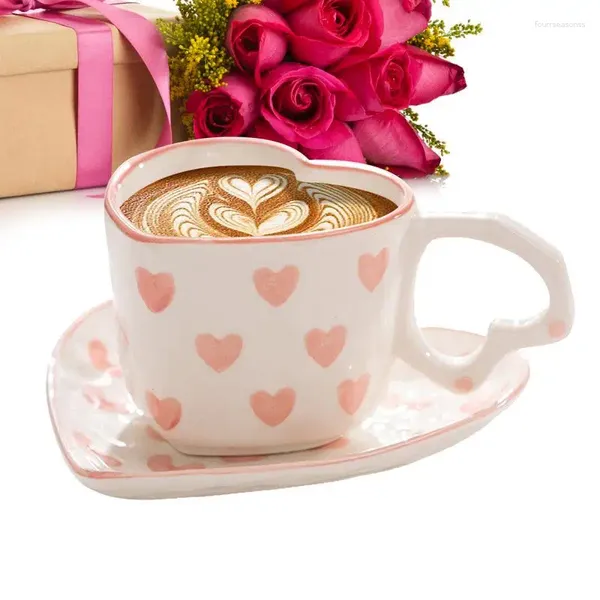 Tazze Tazza da caffè a forma di cuore Tazze di San Valentino Colorate da 250 ml a forma di ceramica con piattino per tè Latte Tazza da tè San Valentino