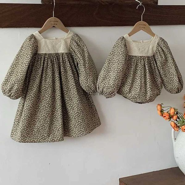 Abiti da ragazza Primavera Autunno Abito da principessa per bambini Pagliaccetti per bambina Abito floreale in cotone a maniche lunghe Abbigliamento per sorelle per la famiglia Abbigliamento per bambini