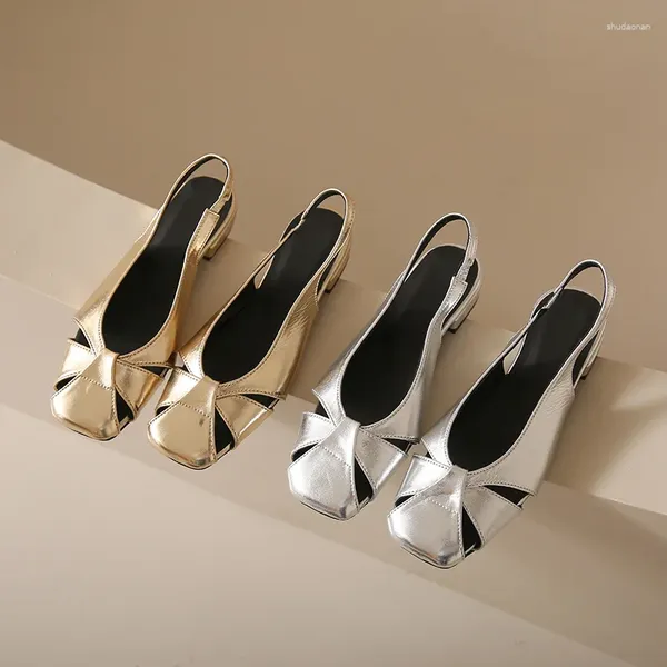 Сандалии, французские женские дышащие сабо с закрытым носком, пляжная обувь для женщин, туфли-лодочки серебристого и золотого цвета на низком каблуке Sandalias De Mujer