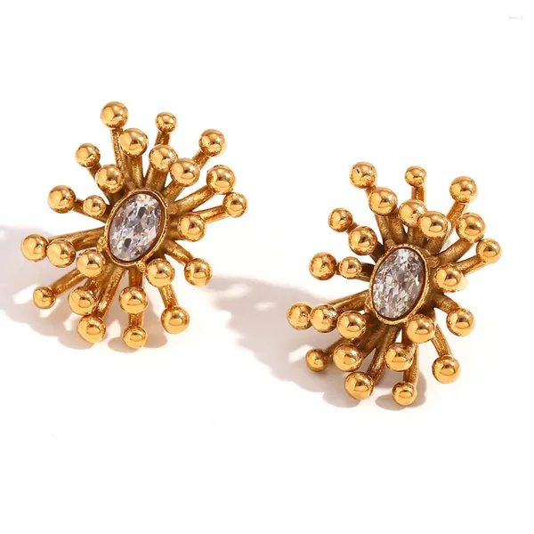 Orecchini a bottone alla moda in acciaio inossidabile placcato oro 18 carati fiori stereoscopici perline zircone design vintage styling gioielli da donna regalo