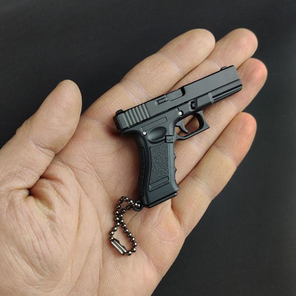 Speelgoedpistool sleutelhanger G17 legering pistoolmodel kan niet schieten voor jongens volwassenen geschenken collectie display jongens verjaardagscadeaus 002