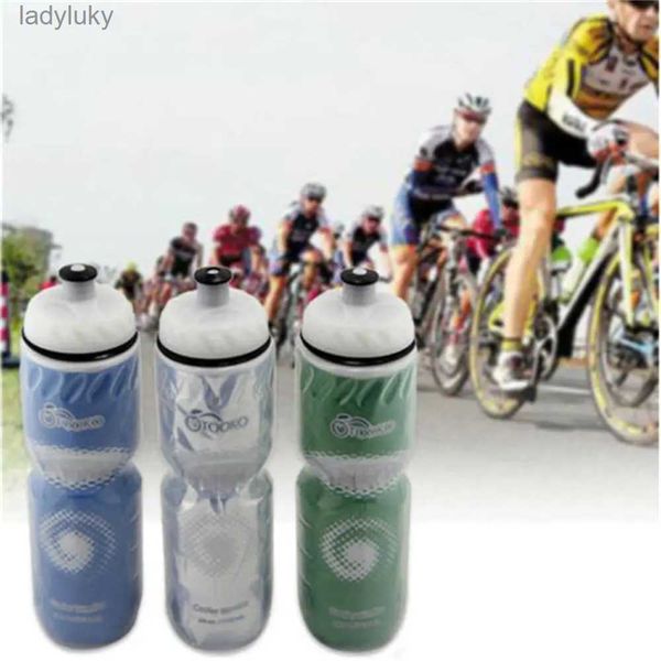 Gabbie per bottiglie d'acqua 750ML Bollitore sportivo Viaggi Palestra Arrampicata Tazza d'acqua Doppio strato Conservazione termica Bollitore in plastica Attrezzatura da ciclismo Bottiglia da esternoL240124