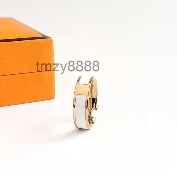 Anéis de banda novo designer de alta qualidade design titânio 6mm anel clássico jóias homens e mulheres casal 2024 para moda v6n4