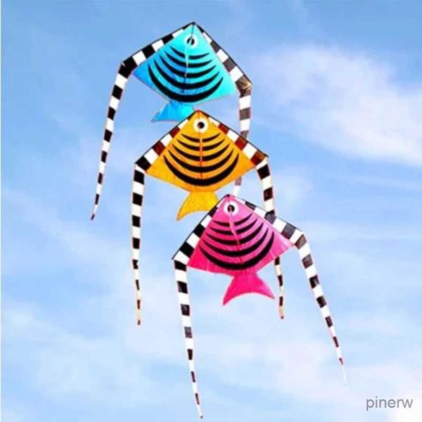 Drachenzubehör kostenloser Versand Fischdrachenfliegen Outdoor-Spielspielzeug für Kinder Ripstop-Nylon-Drachenstoff Kinderdrachen Fliegendes Spielzeug Oktopus Drachenadler
