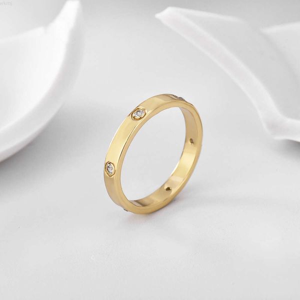 Anello a cerchio semplice con piccolo diamante, gioielli di moda femminile, squisito anello di marea in oro 18 carati placcato in rame