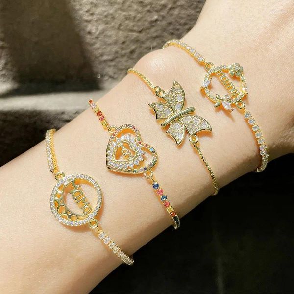 Braccialetti con ciondoli Fine colorato CZ Cuore Hollow Zirconia lucida Forma d'amore / Fiore Farfalla con braccialetto con lettera MOM per gioielli da donna Vacanza