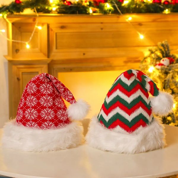Красная рождественская шапка Мягкие плюшевые полосатые шапки со снежинками Санта-Клаус Косплей Кепка для детей и взрослых Шапки для украшения рождественской вечеринки TH0091 LL