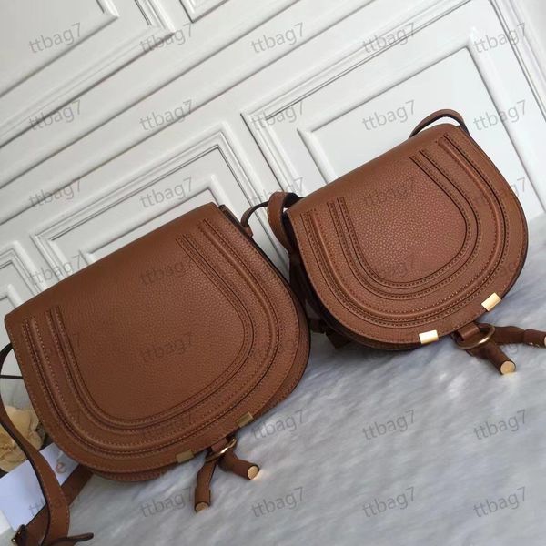 Designer 2024 novo estilo de couro marcie pequena sela saco granulado bezerro tan mensageiro bolsa quente s crossbody sacos carteira saco de noite moda feminina sacos 18 s s