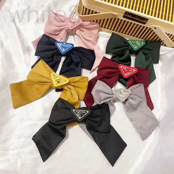 Grampos de cabelo Barrettes Designer Estilo Coreano Bow Clip Simples e Elegante Menina P Família Triângulo Etiqueta Spring Clip Top NetEase IJRJ