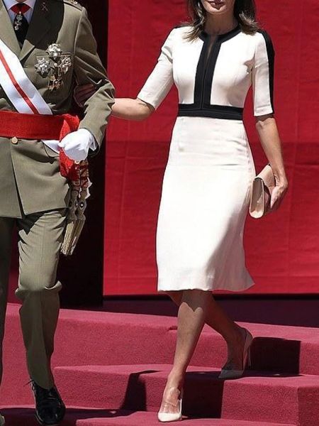 Abito midi elegante da principessa di alta qualità da donna estiva bianco latte per ufficio, festa di moda, posto di lavoro, celebrità chic, passerella unica