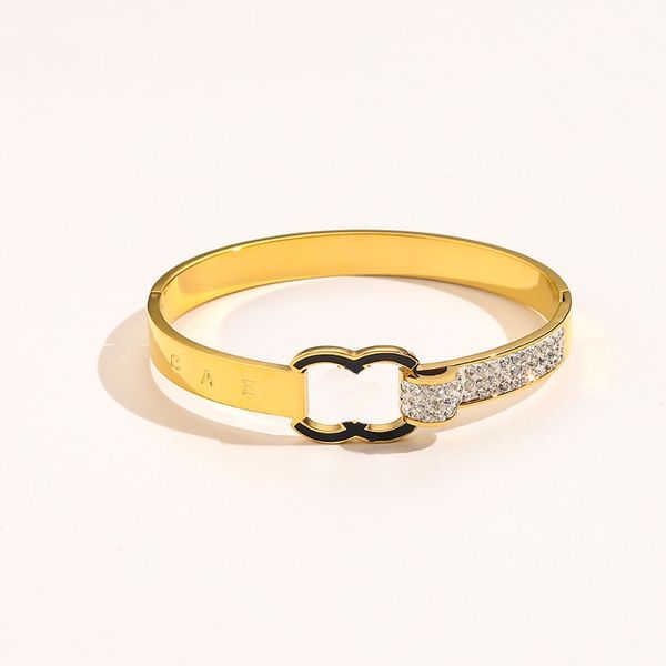 Design per bracciale di lusso in oro inossidabile in acciaio in acciaio in oro in oro.