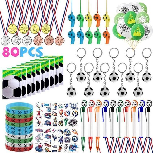 2022 Fußball-Cheer-Set zum Sammeln, mit Armband-Aufkleber, Pfeife-Schlüsselanhänger für Kinder, Pinata, Party-Gefälligkeiten, Drop-Lieferung, Sport, Outdo, Dhizj