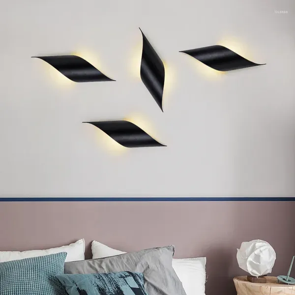 Lampada da parete a LED con luce nordica che può essere liberamente combinata con decorazioni moderne in bianco e nero