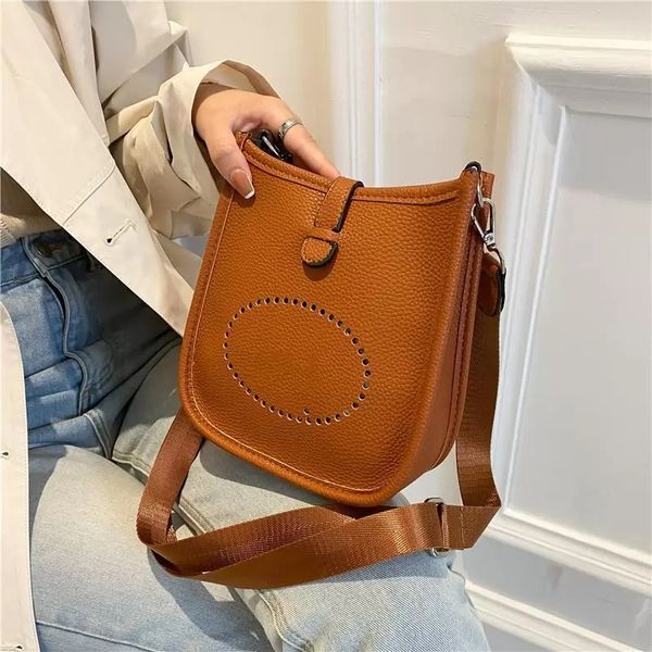 Designer de luxo das mulheres dos homens com alças ajustáveis bolsa ombro quadrado tote sacos moda crossbody oco para fora bolsa de armazenamento