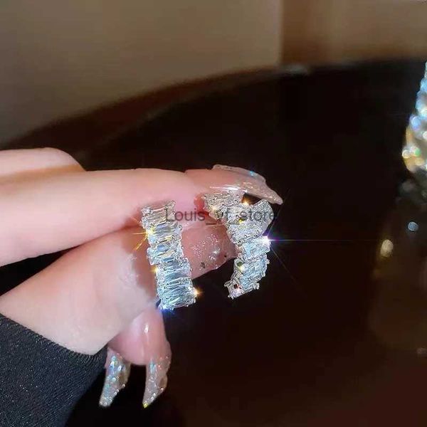 Stud 2023 moda fine scintilla zircone forma C orecchini di cristallo per le donne temperamento coreano accessori gioielli da sposa ragazze regaloH240124