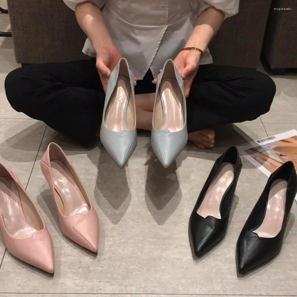 Scarpe eleganti da donna estive 2024 Tacchi sottili Décolleté con plateau nude da lavoro Sandali con bocca superficiale professionale da donna a punta