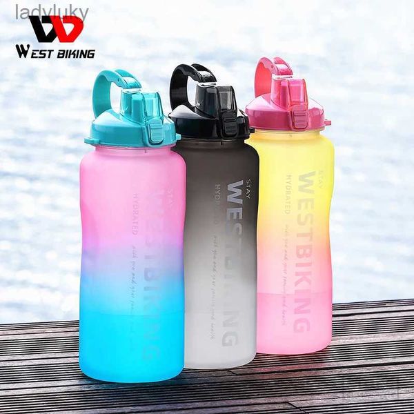 Wasserflaschen Käfige Westbike 2L Fitness Wasserflasche Farbverlauf Radfahren Laufen Sport Große Kapazität tragbar mit ReinigungsbecherbürsteL240124