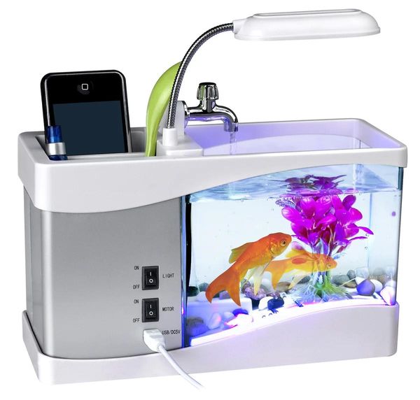 Serbatoi Acquario USB Mini Acquario Vaso per pesci creativo con pompa dell'acqua Lampada a luce LED Calendario da tavolo Sveglia Acquari Ciotola per pesci