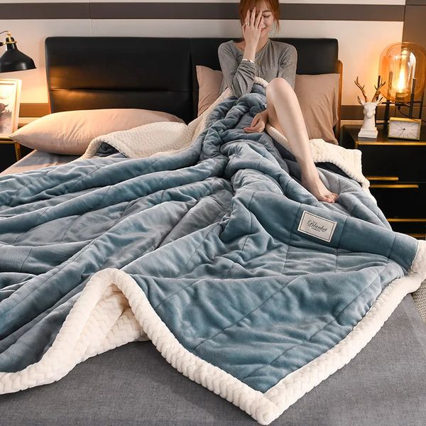 Одеяло с утолщенным фланцем, бархатное коралловое бархатное зимнее дневное одеяло, весенне-осеннее одеяло для одноместного студенческого общежития 240118