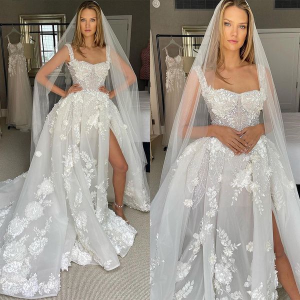 Abiti da sposa con applicazioni floreali 3D fantasia Abiti da sposa senza spalline Abiti da sposa con perle illusione Abiti da sposa con spacco laterale Realizzati su misura