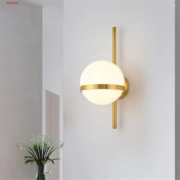 Lampada da parete Nordic Design moderno Tubo lungo Sfera di vetro Led Soggiorno Camera da letto Corridoio Scale Sconce Home Decor Illuminazione per interni