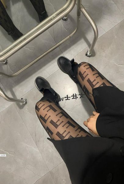 Vento f família reunindo clássico Kardashian mesmo MEIAS SEXY meia-calça fina carta meias2369171