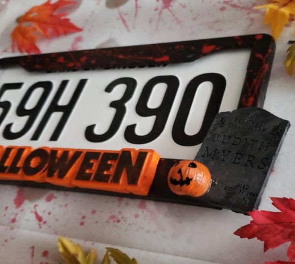 Cornice per targa personalizzata Michael Myers per Halloween, decorazione per gancio per auto con zucca in acciaio inossidabile impermeabile in metallo3200290