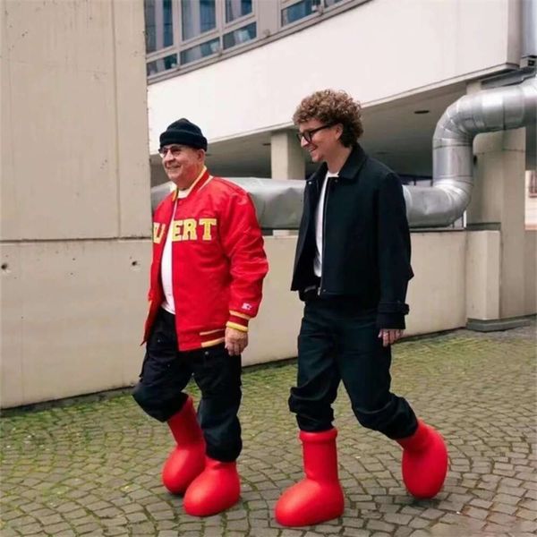 Bottes de créateurs MSCHF Hommes Femmes Bottes de pluie Big Red Fond épais Plate-forme en caoutchouc antidérapante Bootie Fashion Astro Boy