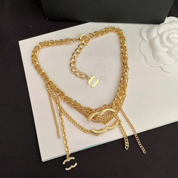 Boutique banhado a ouro colar de corrente designer pingente colar estilo luxo menina banhado a ouro longa corrente novo designer feminino presente colar