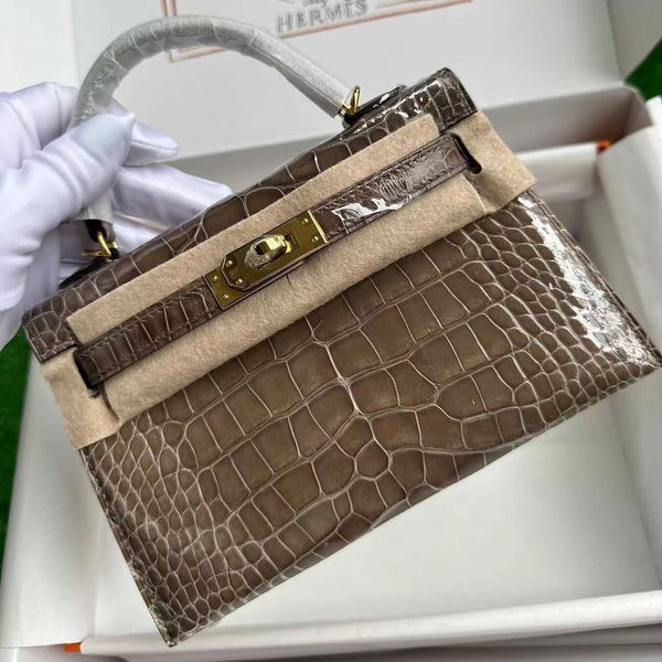 Legal Copy Deisgner 8A Bags Online-Shop Mini-Handtasche der zweiten Generation Handgefertigte Tasche aus amerikanischem Alligatorleder Hochglanz glänzend Have Real Logo wxq