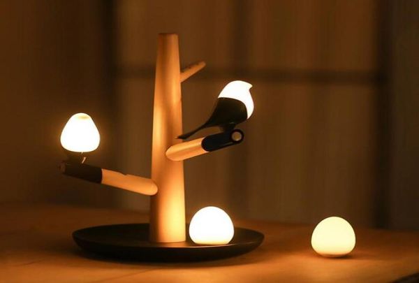 Novità Luce notturna Simpatico albero di uccelli Lampada da notte a LED Lampade da tavolo Lampada da parete Luce intelligente Sensore di movimento Luci notturne Ricarica USB6287351