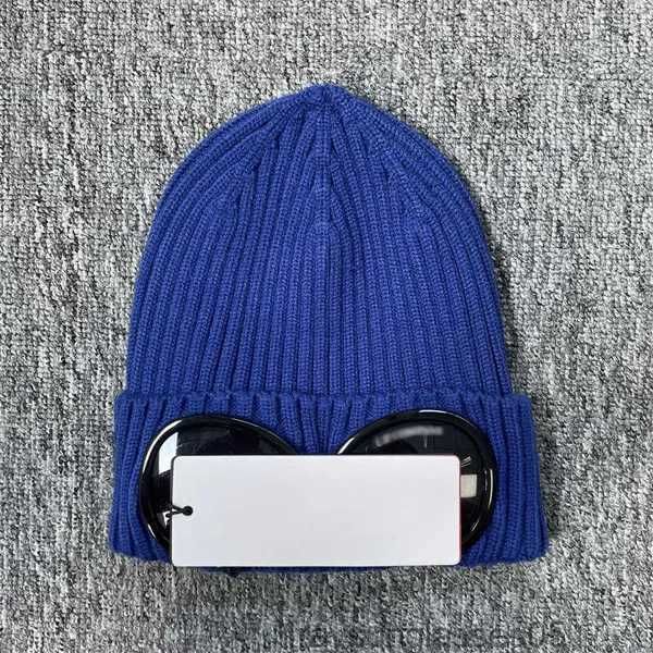 CP İki Lens Gözlük Gözlük Beanies Erkekler Örme Şapkalar Kafatası Kapakları Açık Kadınları UNIESEX KIŞ BOBANIE SİYAH BONNET GORROS ŞİRKETİ 2024 KIŞ 01ILSC