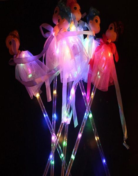 Varinhas iluminadas com led brilhante, boneca de princesa, varinhas mágicas com brinquedo de vestido para crianças, baterias de adereços incluídas 5778967