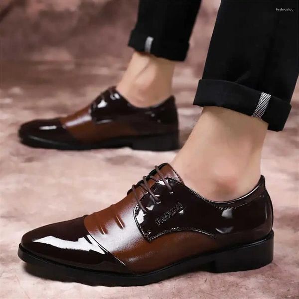 Sapatos de vestido Mocasino Lace-up Gentlemen Trendy 7 Sapatilhas Masculinas Esporte Jogging Kawaiis School Factory S Famoso