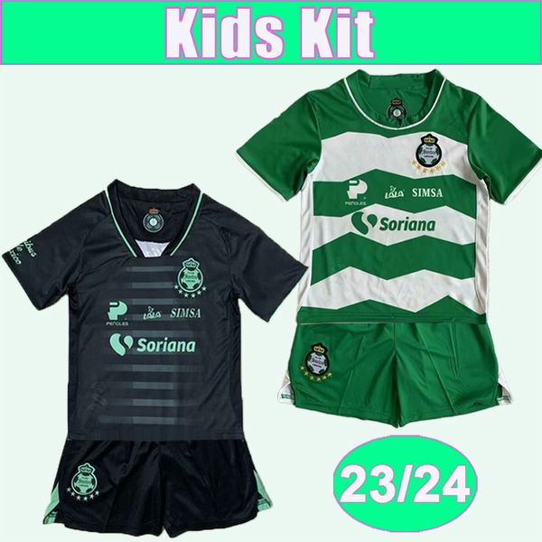 23 24 Santos Laguna Kids Kit Camisas de futebol F. TORRES A. CERVANTES ORRANTIA LEO SUAREZ GORRIARAN E. AGUIRRE DORIA D. MEDINA Camisas de futebol fora de casa