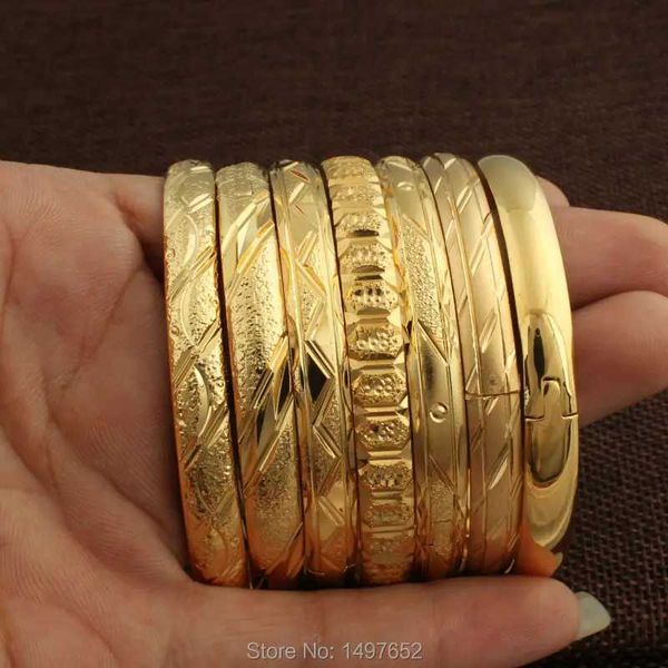 Braccialetto I più nuovi Dubai Braccialetti in oro per le donne Men18k Colore oro Largo 8MM Bracciali Braccialetti africani / europei / Etiopia Gioielli 240125