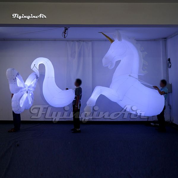 Asas infláveis brancas da borboleta do balão animal do desfile iluminado, cisne, unicórnio, traje do cavalo para a mostra do evento