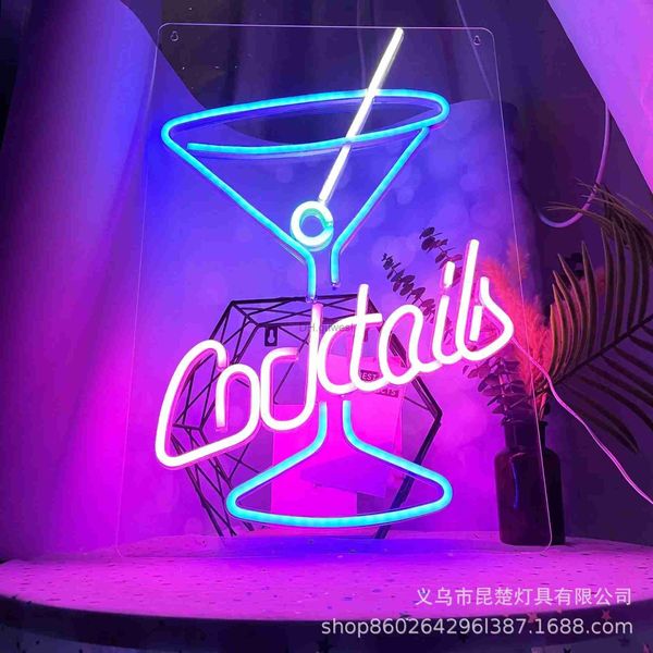 Insegna al neon a LED Personalizzabile Luci al neon a LED Cocktail Insegna luminosa per Bar Lettere Sala giochi Party Parete interna Decorazioni per la casa Decorazione Lampada YQ240126