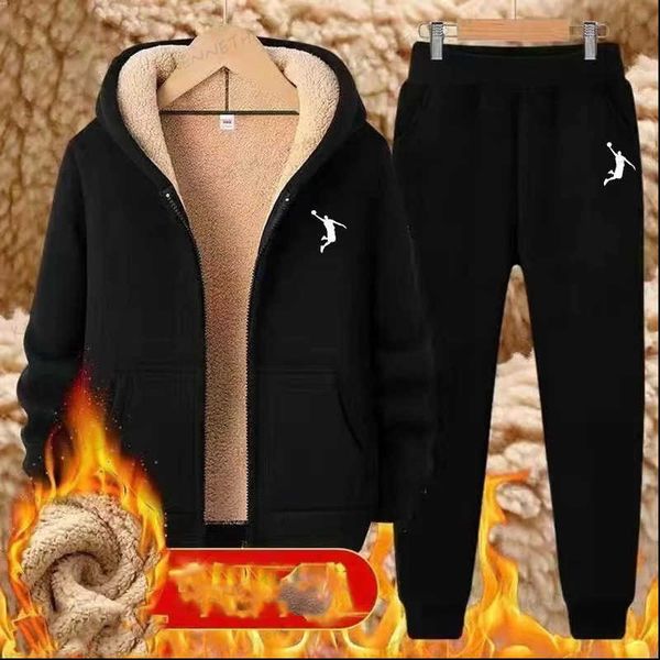 Homens Tracksuits Moda Mens Conjuntos Imprimir Tracksuit Cordeiro Cashmere Inverno Com Capuz Moletom Grosso Quente Sportswear Masculino Casual Terno Conjunto de duas peças T240126