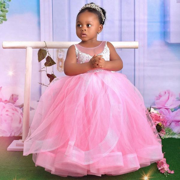 Africano Rosa Flor Menina Vestidos Sheer Neck Appliqued Lace Tiered Tulle Flowergirl Vestidos Princesa Rainha Meninas Vestido de Festa de Aniversário para Casamento F060