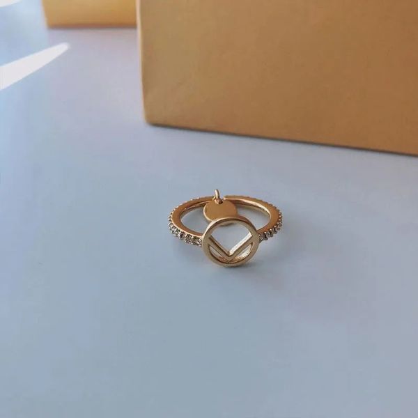 T GG anelli firmati festa di fidanzamento anniversario coppia anello pregevole fattura anelli con lettera in oro per donna taglia 6-8 con portagioie regalo buono bello