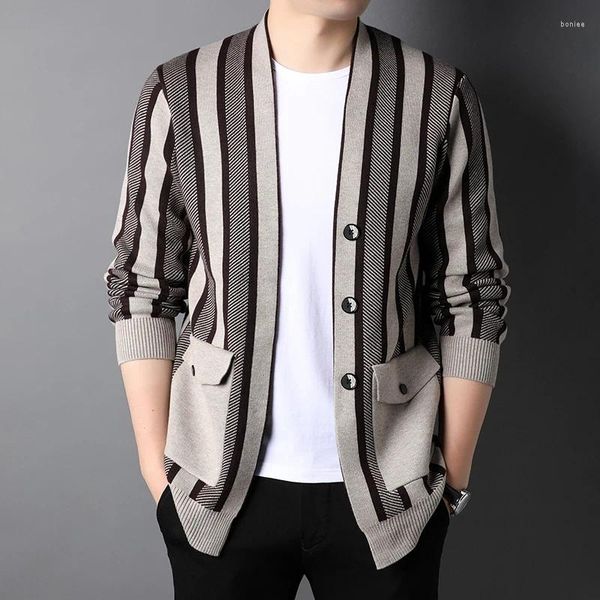 Camisolas masculinas designer qualidade de malha cardigan 2024 outono/inverno listra bolso manga longa lã camisola coreano rua casual casaco