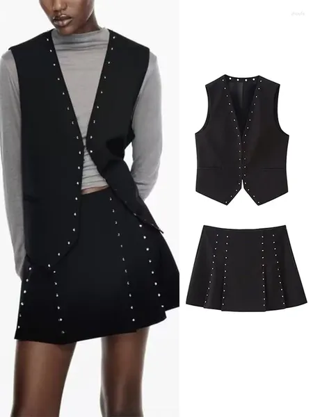 Abiti da lavoro Solid Rivet Vest Set di gonne per le donne 2024 Moda femminile senza maniche con scollo a V Cappotto Top Vintage A-line Abito corto