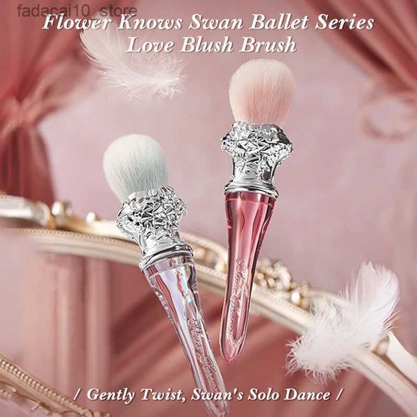 Pennelli per trucco Flower Knows Swan Ballet Series Pennello per fard d'amore Pennello pratico e soffice 2 tipi Pennello per trucco morbido per evidenziatore Bronzer Contorno Q240126